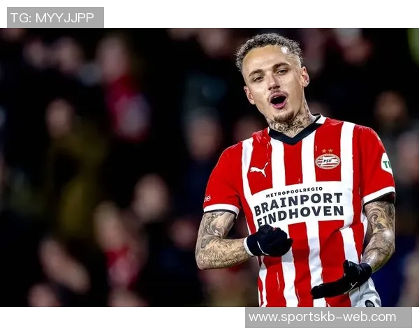 埃因霍温在欧冠赛季中禁区外进球领跑那不勒斯遭遇单场三球重创